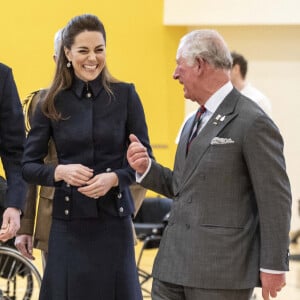 Le prince William, duc de Cambridge, et Catherine (Kate) Middleton, duchesse de Cambridge, Le prince Charles, prince de Galles, et Camilla Parker Bowles, duchesse de Cornouailles - Visite au centre de réadaptation médicale de la défense Stanford Hall, Loughborough, où ils ont rencontré des patients et du personnel et ont visité le gymnase et atelier de prothèse.