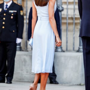 La reine Letizia à la cérémonie de remise de la première médaille d'honneur d'Andalousie au roi Felipe VI au palais de San Telmo à Séville, Espagne, le 14 juin 2021.-