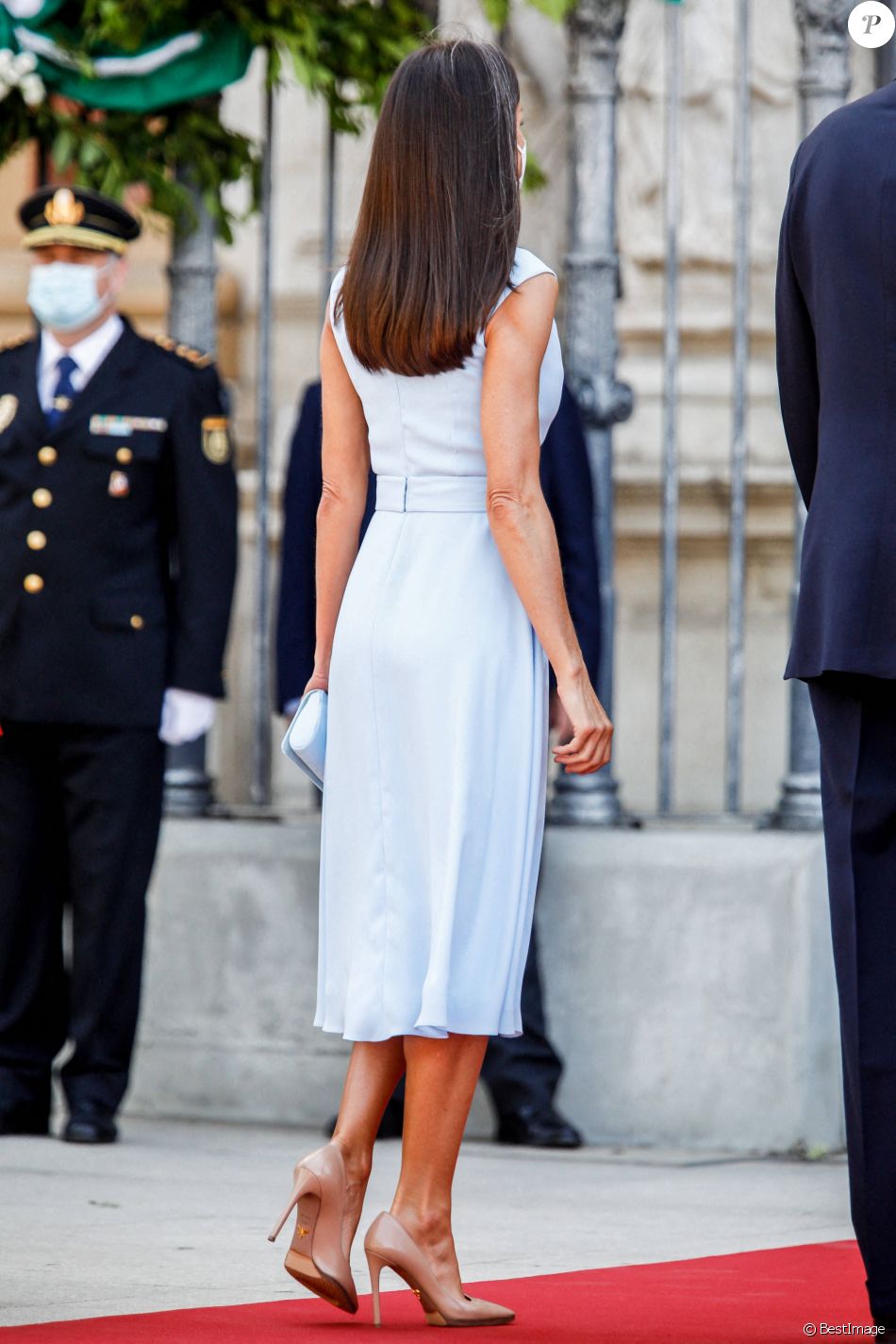 La reine Letizia à la cérémonie de remise de la première médaille d'honneur d'Andalousie au roi Felipe VI au palais de San Telmo à Séville, Espagne, le 14 juin 2021.-