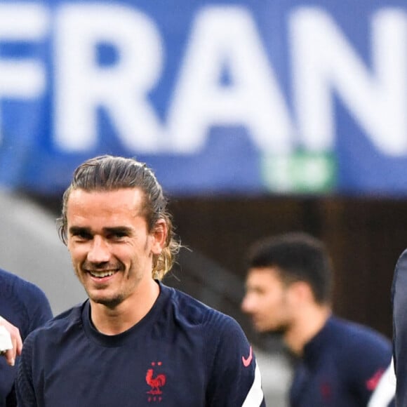 Karim Benzema, Antoine Griezmann et Paul Pogba lors du match amical de préparation de l'UEFA Euro 2020 "France - Pays de Galles (3-1)" au stade Allianz Riviera à Nice, le 2 juin 2021.