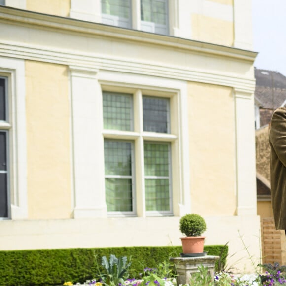 Fabrice Luchini et le président Emmanuel Macron visitent la maison natale de Jean de La Fontaine à Château-Thierry, le 17 juin 2021. © Eliot Blondet / Pool / Bestimage