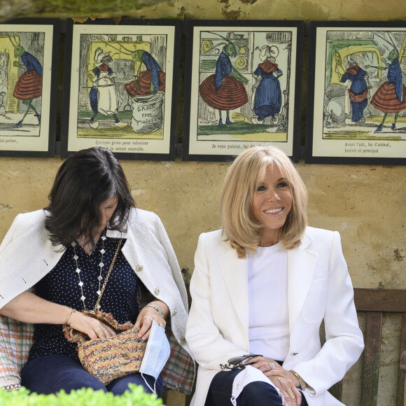 Brigitte Macron visite la maison natale de Jean de La Fontaine à Château-Thierry le 17 juin 2021. © Eliot Blondet / Pool / Bestimage
