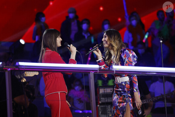 Exclusif - Clara Luciani, Laury Thilleman - Enregistrement de l'émission "Fête de la musique à Roland Garros" à Paris, diffusée sur France 2 en direct© Cyril Moreau / Bestimage