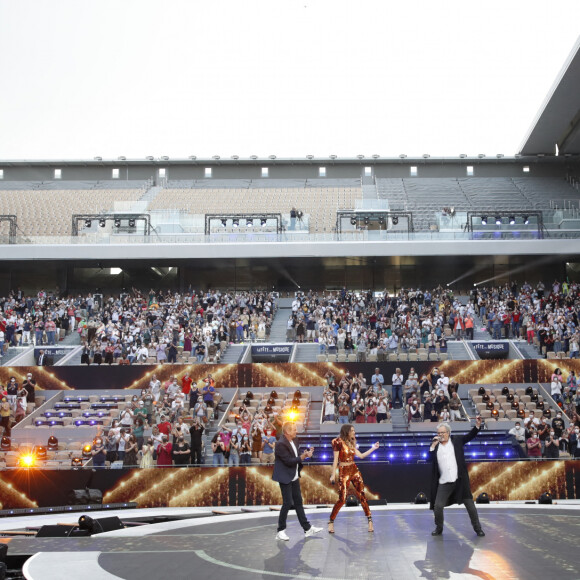 Exclusif - Patrick Hernandez, Laury Thilleman et Garou - Enregistrement de l'émission "Fête de la musique à Roland Garros" à Paris, diffusée sur France 2 en direct le 21 juin © Cyril Moreau / Bestimage