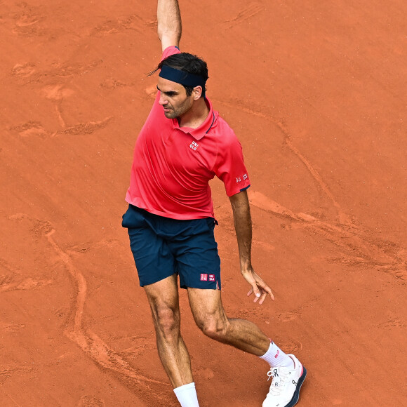 Roger Federer - Roger Federer au 2 ème tour des Internationaux de France de tennis de Roland Garros, le 3 juin 2021. © Chryslene Caillaud / Panoramic / Bestimage
