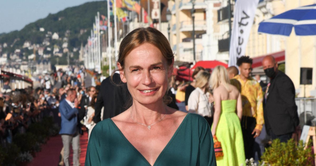Sandrine Bonnaire Tapis Rouge C r monie De Cl ture Du 35 me 