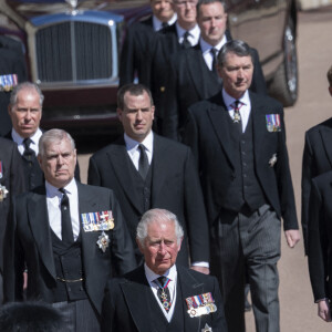 Le prince Charles, prince de Galles, la princesse Anne, le prince Andrew, duc d'York, le prince Edward, comte de Wessex, le prince William, duc de Cambridge, Peter Phillips, le prince Harry, duc de Sussex, David Armstrong-Jones, comte de Snowdon, Sir Timothy Laurence - Arrivées aux funérailles du prince Philip, duc d'Edimbourg à la chapelle Saint-Georges du château de Windsor, le 17 avril 2021.