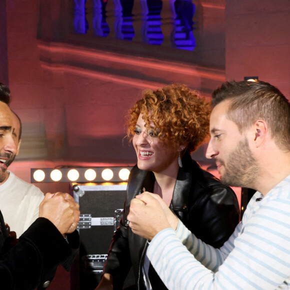 Exclusif - Trois Cafés Gourmands et Florent Peyre - Backstage de l'enregistrement de l'émission "La chanson challenge" au Château de Chambord, qui sera diffusée le 26 juin sur TF1 © Gaffiot-Moreau / Bestimage 