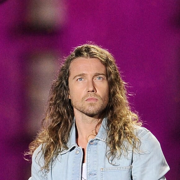 Exclusif -  Julien Doré - Enregistrement de la 2ème partie de l'émission "La chanson challenge" au Château de Chambord, qui sera diffusée le 26 juin sur TF1  © Gaffiot-Moreau / Bestimage 