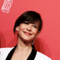 Sophie Marceau recrutée par Amazon : quête d'amour à Los Angeles, la star s'offre une nouvelle comédie