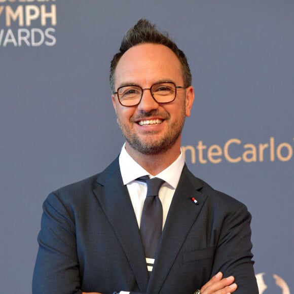 Jarry lors du photocall de la cérémonie des Nymphes d'Or du 60ème festival de télévision de Monte Carlo au Grimaldi Forum à Monaco le 22 juin 2021.Cette année, beaucoup de lauréats seront présents en hologramme à cause des restrictions sanitaires © Bruno Bebert / Bestimage 