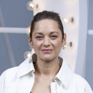 Marion Cotillard - Défilé de mode prêt-à-porter printemps-été 2021 "Chanel" au Grand Palais à Paris. Le 6 octobre 2020. © Olivier Borde / Bestimage