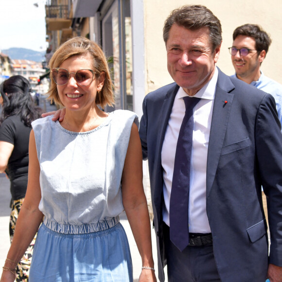 Christian Estrosi, le maire de Nice, et sa femme Laura Tenoudji Estrosi ont voté à Nice au collège Port Lympia, pour le second tour des élections régionales et départementales. © Bruno Bebert / Bestimage