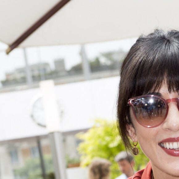 Nolwenn Leroy dans les tribunes lors des internationaux de tennis de Roland Garros à Paris, France, le 4 juin 2019. © Jean-Baptiste Autissier/Panoramic/Bestimage 