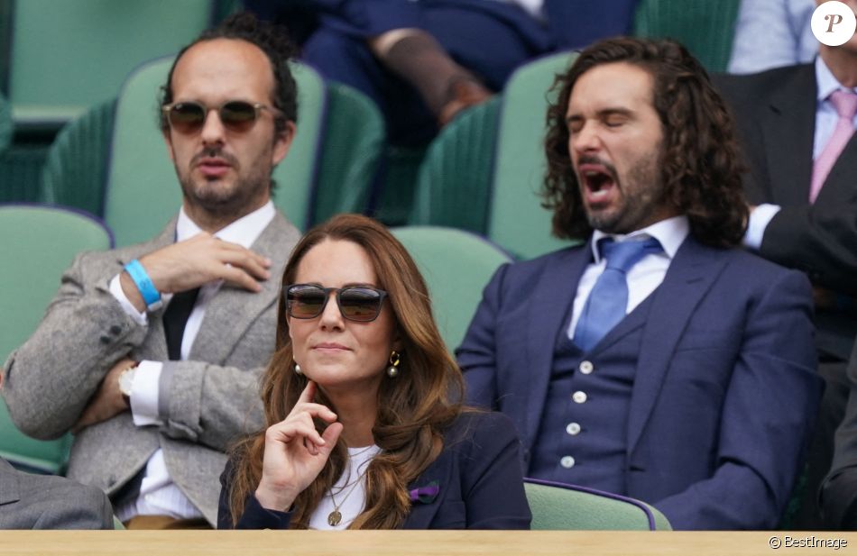 Catherine (Kate) Middleton, duchesse de Cambridge assiste à la cinquième journée de Wimbledon au All England Lawn Tennis and Croquet Club à Londres, Royaume Uni, le 2 juillet 2021.