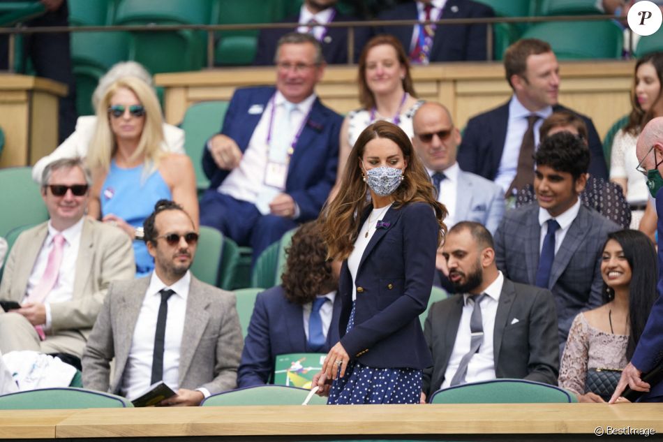 Catherine (Kate) Middleton, duchesse de Cambridge assiste à la cinquième journée de Wimbledon au All England Lawn Tennis and Croquet Club à Londres, Royaume Uni.