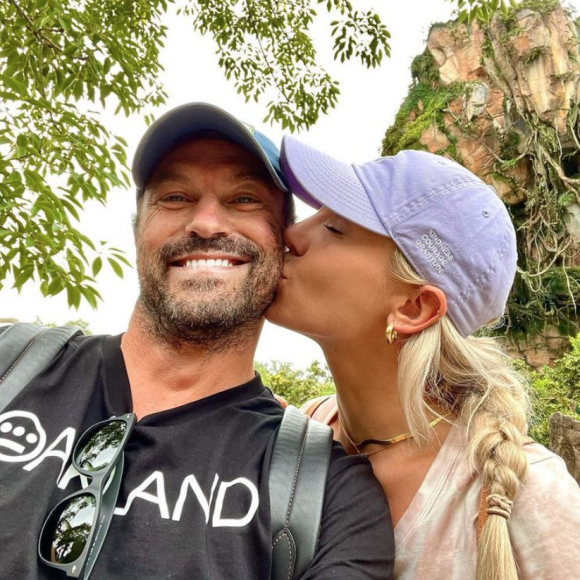 Brian Austin Green et sa compagne Sharna Burgess. Juillet 2021.