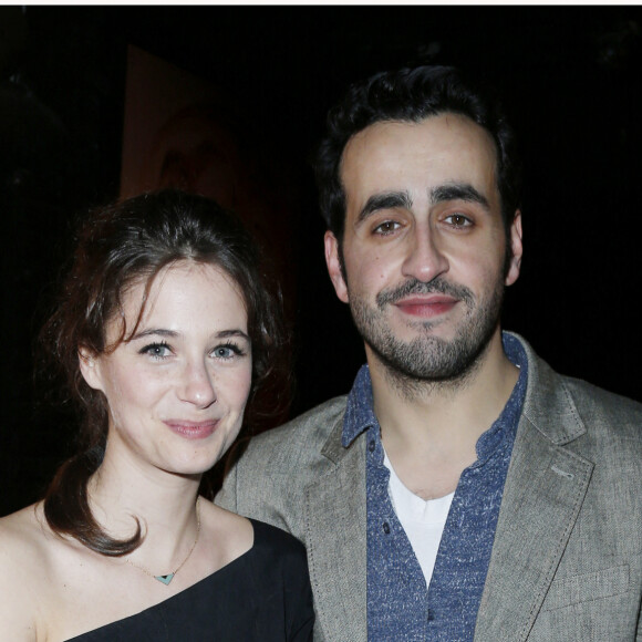 Melanie Bernier et son petit ami Jonathan Cohen - Soiree apres l'avant-premiere du film "Amour et Turbulences" au Titty Twister a Paris, le 18 mars 2013.