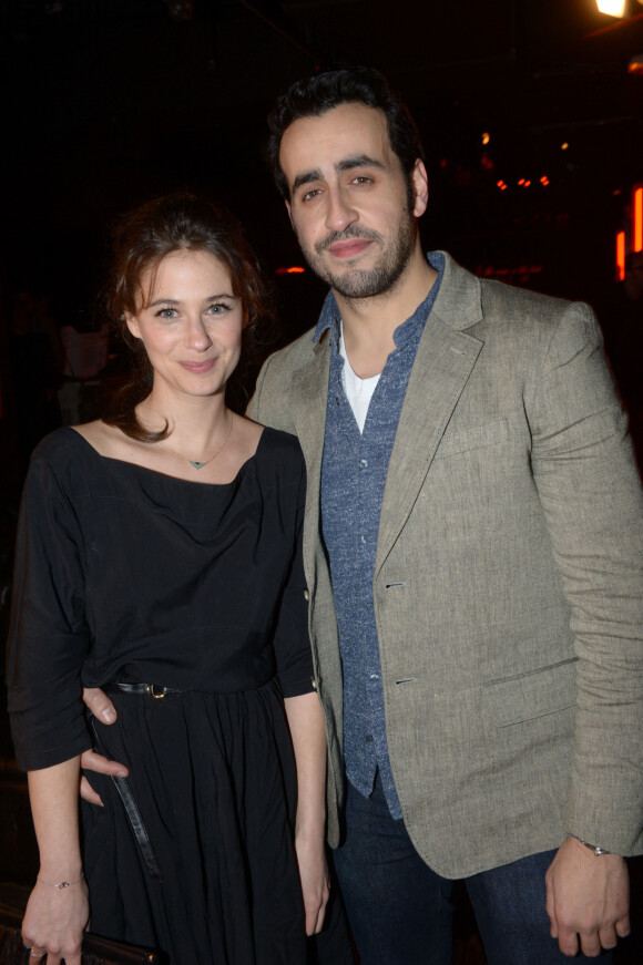 Archives - Mélanie Bernier et son compagnon Jonathan Cohen lors de la soirée après l'avant-première du film "Amour et Turbulences" au Titty Twister à Paris, le 18 mars 2013