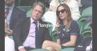 Hugh Grant et Anna Eberstein : rare sortie en couple à Wimbledon