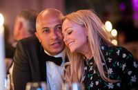 Emma Bunton s'est mariée : la Spice Girl resplendissante dans sa robe courte, Jade Jones élégant