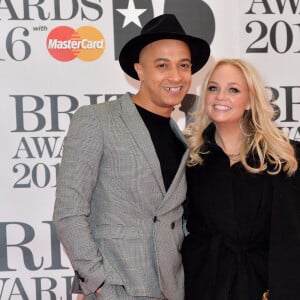 Emma Bunton et son compagnon Jade Jones - Photocall de la soirée des "BRIT Awards" à l'O2 de Londres le 24 février 2016. 