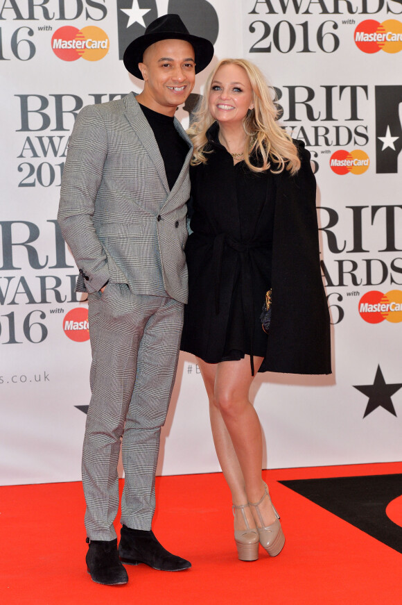 Emma Bunton et son compagnon Jade Jones - Photocall de la soirée des "BRIT Awards" à l'O2 de Londres le 24 février 2016. 