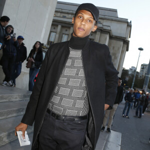 Le chanteur Stromae au défilé de mode "Kenzo" à Paris, France, le 4 octobre 2016. © Christophe Aubert via Bestimage 