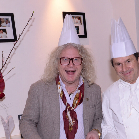 Pierre-Jean Chalençon et le chef Christophe Leroy lors de la soirée Crêpes Party chez Christophe Leroy à Paris, France, le 4 février 2020.  © Ausset Lacroix-Bellak-LMS/Bestimage 