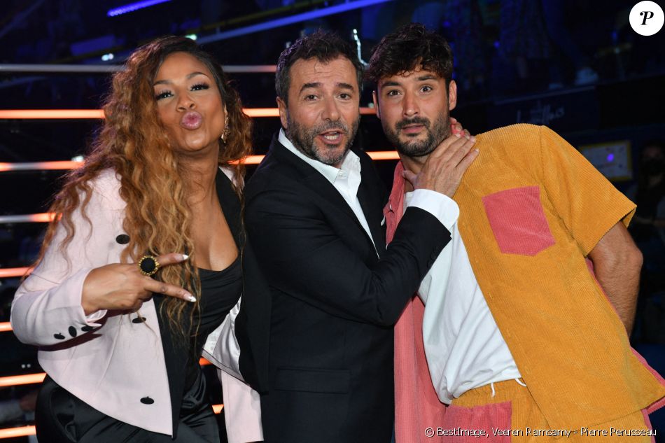 Ludivine Rétory, Bernard Montiel et Jérémy Frérot - "RFM Music Show" au Palais des Sports de Levallois-Perret. Le 26 juin 2021 © Veeren Ramsamy - Pierre Perusseau / Bestimage