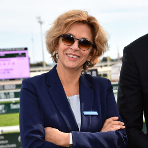 Semi-Exclusif - Corinne Touzet - Remise de prix - Journée caritative au profit de la Fondation Claude Pompidou à l'Hippodrome de la Côte d'Azur à Cagnes-sur-Mer, le 11 février 2018. © Bruno Bebert/LMS/Bestimage