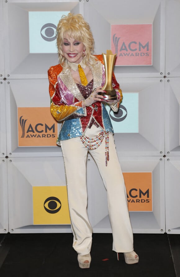 Dolly Parton lors du "51st Annual ACM Awards" à l'hôtel MGM de Las Vegas le 3 Avril 2016.© Mjt/AdMedia via ZUMA Wire / Bestimage