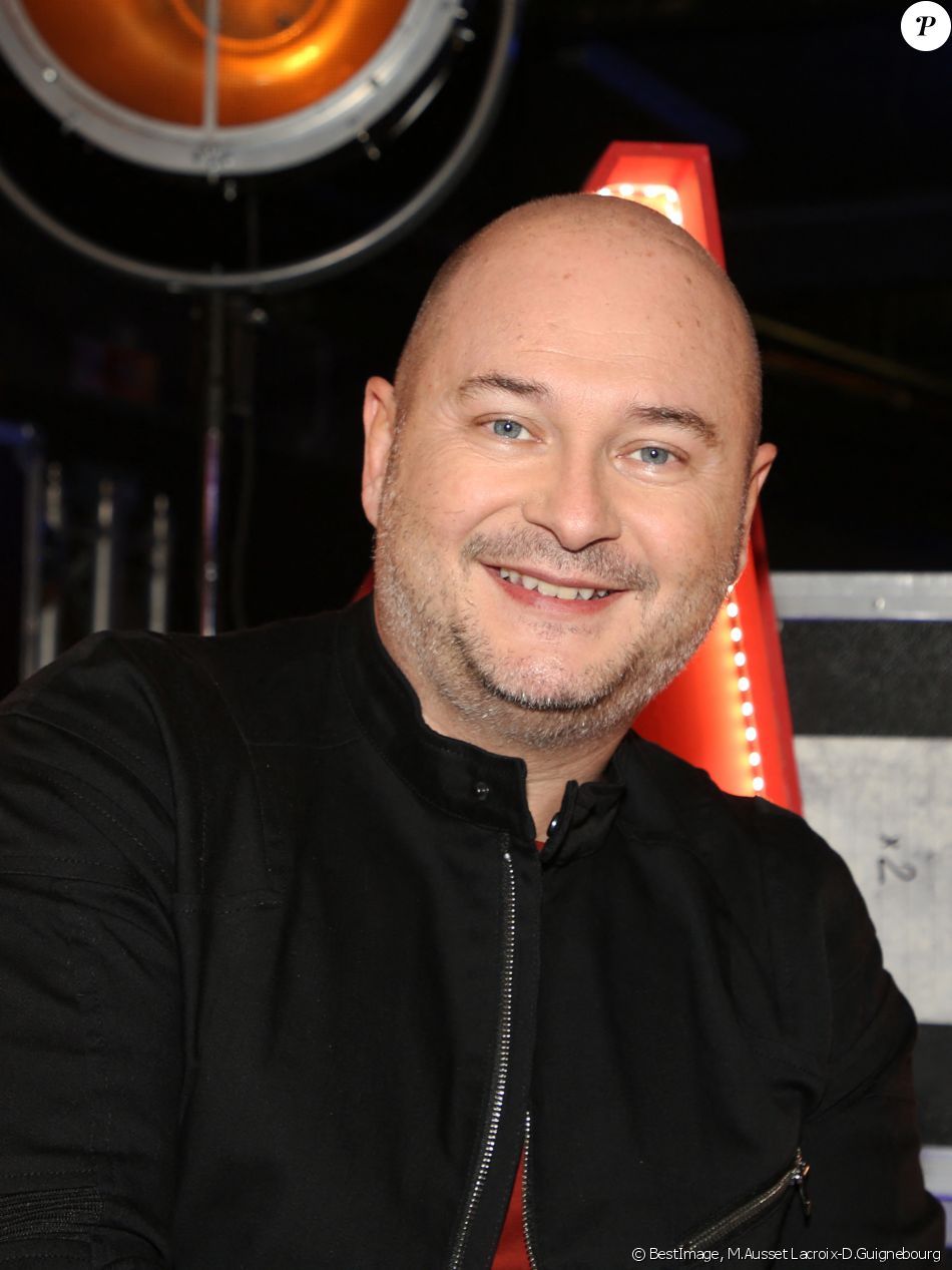 Exclusif - Sébastien Cauet - Backstage - Enregistrement de l'émission "Tout le monde chante contre le cancer" au Palais des Sports à Paris, qui sera diffusée le 3 janvier 2019 sur W9. Le 11 décembre 2018 Ce spectacle unique enregistré au Dôme de Paris lancera l'opération annuelle " 100 noëls dans 100 hôpitaux ". Le but de cette opération : offrir le plus beau des Noëls aux enfants malades et leur famille dans 100 hôpitaux et Maisons de Parents en France. © M.Ausset Lacroix-D.Guignebourg / Bestimage
