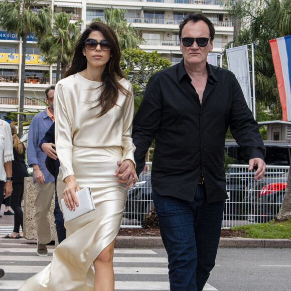 Quentin Tarantino et sa femme Daniella Pick arrivent à la cérémonie des Palm Dog lors du 72e Festival International du film de Cannes, le 24 mai 2019.