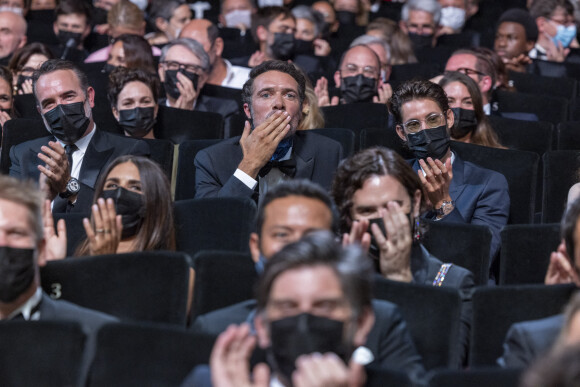 Jean Dujardin, Nicolas Bedos, Pierre Niney - Cérémonie de clôture du 74e Festival International du Film de Cannes, le 17 juillet 2021. © Borde-Jacovides-Moreau/Bestimage