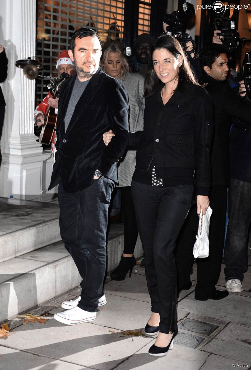 Mary Mccartney Et Simon Aboud A Londres Pour L Illumination De La Boutique De Stella Mccartney Le 23 Novembre 2009 Purepeople