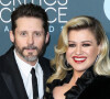 Brandon Blackstock et sa femme Kelly Clarkson lors de la 25ème édition de la soirée des Critics Choice Awards au Barker Hangar à Santa Monica, Los Angeles, Californie, Etats-Unis, le 12 janvier 2020.