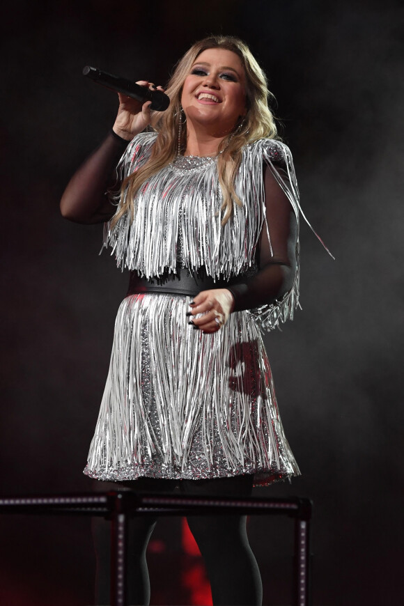 Kelly Clarkson en concert lors de la cérémonie d'ouverture de l'US Open de tennis au USTA National Tennis Center à New York City, New York, Etats-Unis, le 27 août 2018.
