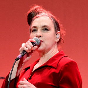 Catherine Ringer en concert à l'ouverture du Nice Jazz Festival, sur la place Masséna à Nice, France. © Bruno Bebert/Panoramic/Bestimage