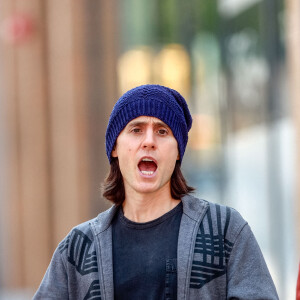Jared Leto - Tournage de la série "WeCrashed" à New York, le 25 mai 2021.  25 May 2021. Actors are seen at the film set of the 'WeCrashed' TV Series 
