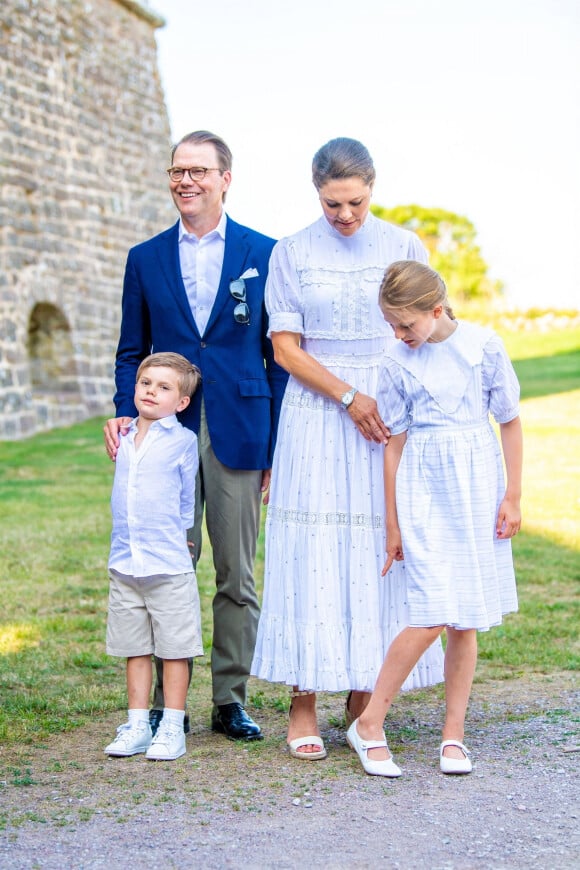 La famille royale de Suède célèbre le 44 ème anniversairede la princesse Victoria lors d'un concert au château de Borgholm sur l'île d'Oland, le 14 juillet 2021.