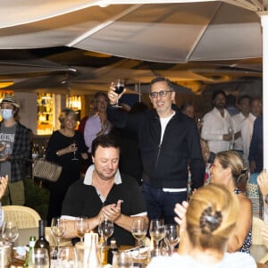 Exclusif - Gad Elmaleh - People assistent au spectacle de Gad Elmaleh le premier jour de l'ouverture du Festival de Ramatuelle le 31 juillet 2021. La soirée s'est ensuite terminée par un dîner dans un restaurant de la plage Tahiti. © Cyril Bruneau/Festival de Ramatuelle/Bestimage 