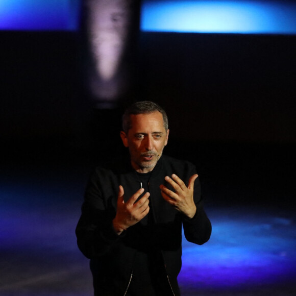 Exclusif - Gad Elmaleh le premier jour de l'ouverture du Festival de Ramatuelle le 31 juillet 2021. La soirée s'est ensuite terminée par un dîner dans un restaurant de la plage Tahiti. © Luc Boutria/Nice Matin/Bestimage 