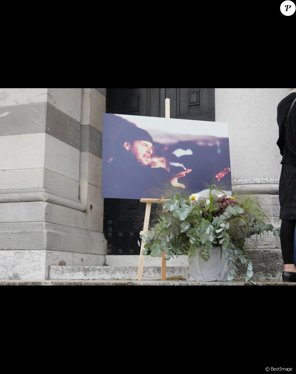 Atmosphère - Obsèques de Jean-François Stévenin au Père Lachaise à Paris, France, le 4 août 2021.