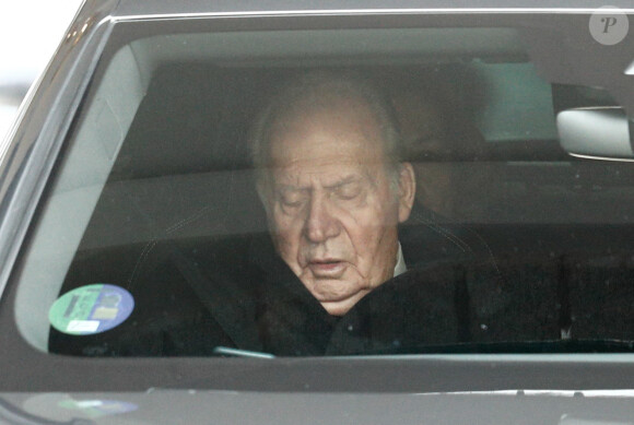 Le roi Juan Carlos d'Espagne - Sorties des obsèques de l'infante Maria del Pilar de Bourbon à Madrid. Le 29 janvier 2020.