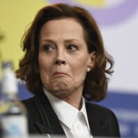 Sigourney Weaver plante le Festival du film d'Angoulême, deux semaines avant l'ouverture