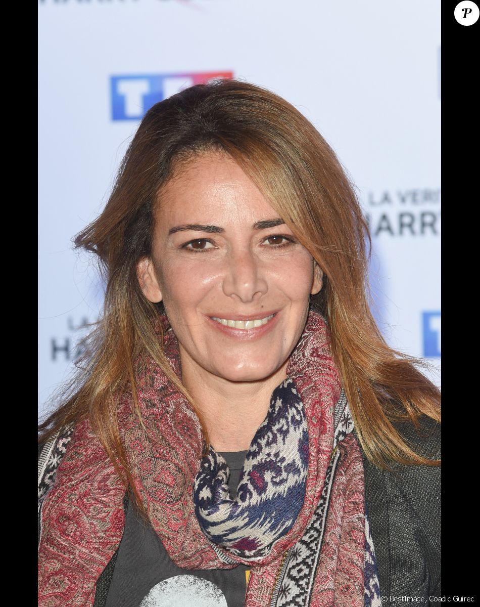 Elsa Fayer - Avant-première de la série télévisée "La vérité sur l'affaire Harry Quebert" au cinéma Gaumont Marignan à Paris. © Coadic Guirec/Bestimage