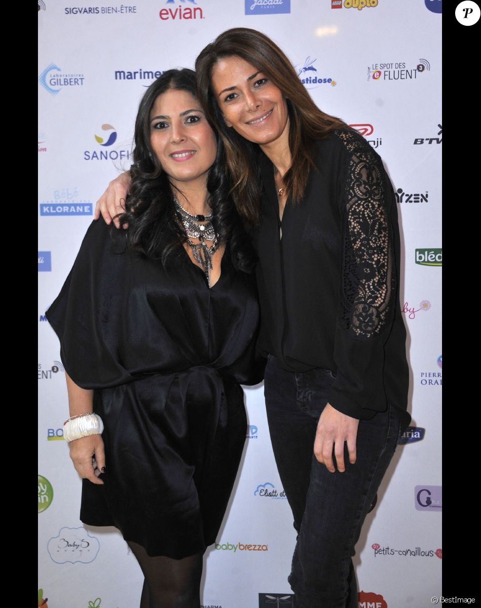 Elsa Fayer et Leslie Sawicka - 3e présentation du Spot "e-fluent mums", le salon des parents blogueurs, au Palais Brongniart à Paris, le 3 décembre 2014.
