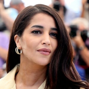 Leïla Bekhti au photocall du film Les Intranquilles lors du 74ème festival international du film de Cannes le 17 juillet 2021 © Borde / Jacovides / Moreau / Bestimage 