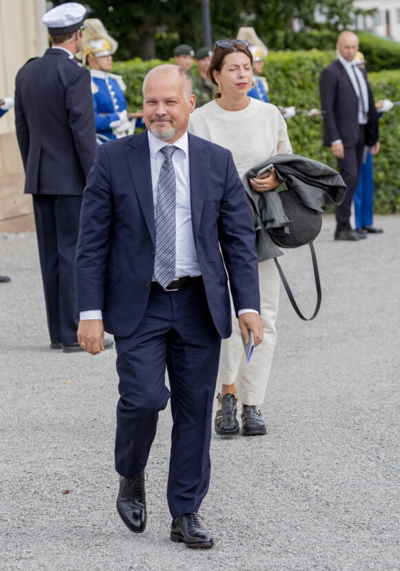 Morgan Johansson - La famille royale suédoise au baptême du prince Julian, duc de Halland, au château de Drottningholm sur l'île de Lovön. Ekero. Le 14 août 2021.